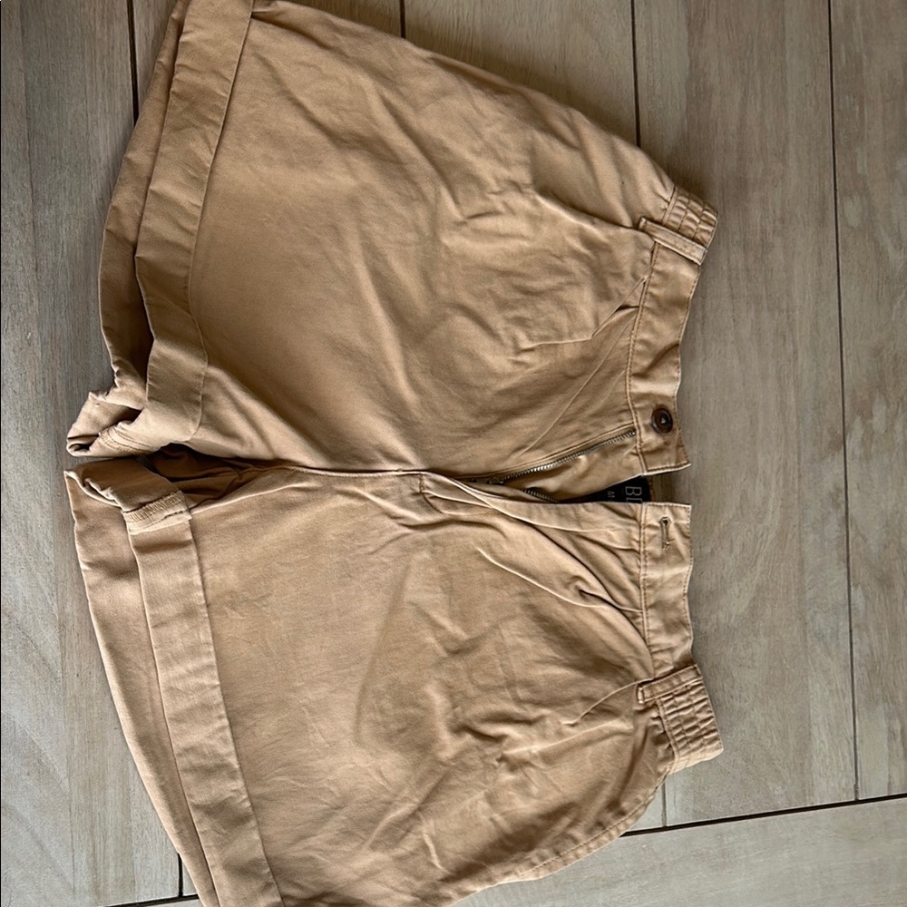 Women’s Tan Shorts